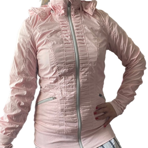 Lululemon Jacket - Picture 2 of 4